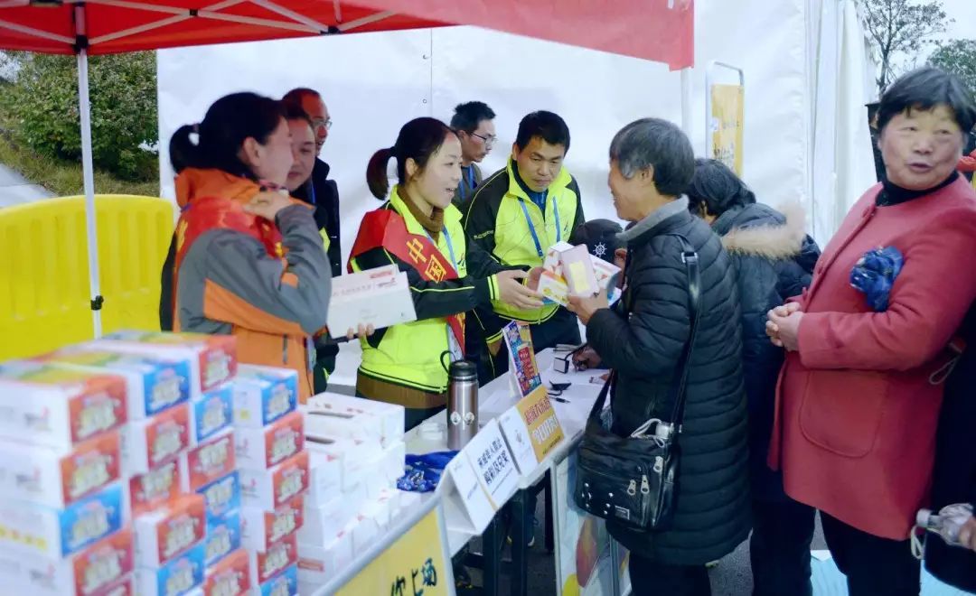 奉化“体彩嘉年华”首场地推活动顺利举办
